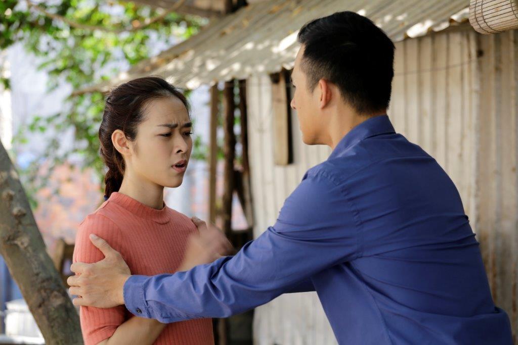 Vbiz c&oacute; mẹ 1 con đẹp đến mức kh&ocirc;ng ai d&aacute;m đứng cạnh, chỉ Kim Tuyến mới khắc chế được nhan sắc n&agrave;y- Ảnh 7.