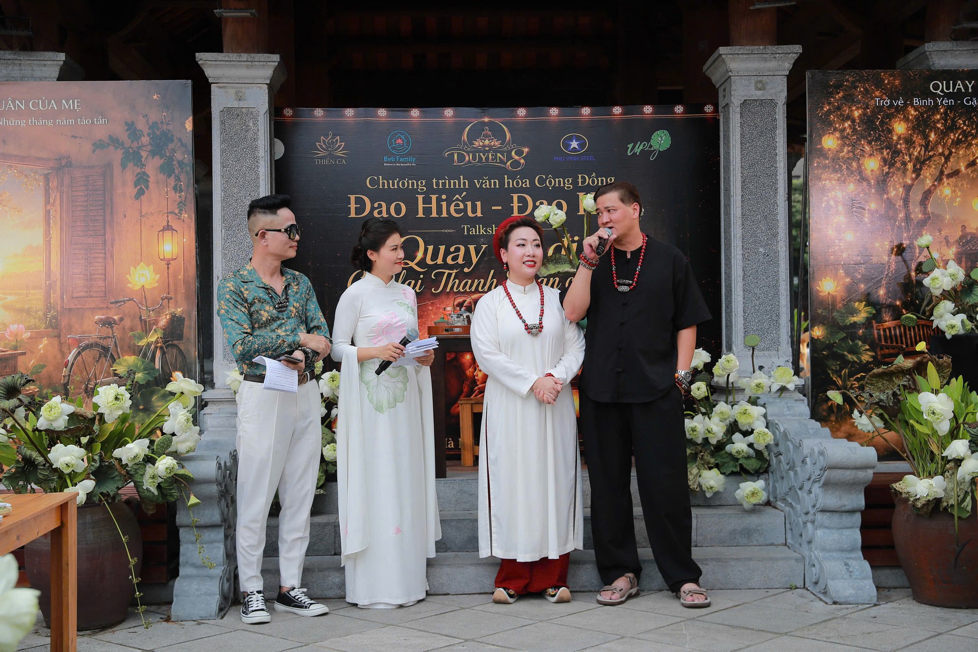 Ca sĩ Hiền Anh cùng chồng cựu cầu thủ xuất hiện tại Duyên 8, kể chuyện về mẹ mùa Vu Lan - Ảnh 4. Ca sĩ Hiền Anh cùng chồng cựu cầu thủ xuất hiện tại Duyên 8, kể chuyện về mẹ mùa Vu Lan - Ảnh 4.