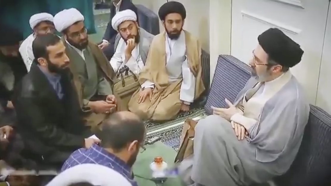 Điều kiện ngừng bắn Mỹ - Iran: Chỉ cần mở eo biển Hormuz, hạt nh&acirc;n sẽ t&iacute;nh sau? - Ảnh 2.