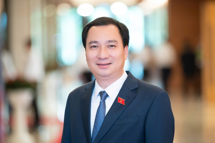 Muốn chặn 'giang hồ mạng', phải cắt cơ chế 'biến tai tiếng thành tiền' - Ảnh 3.
