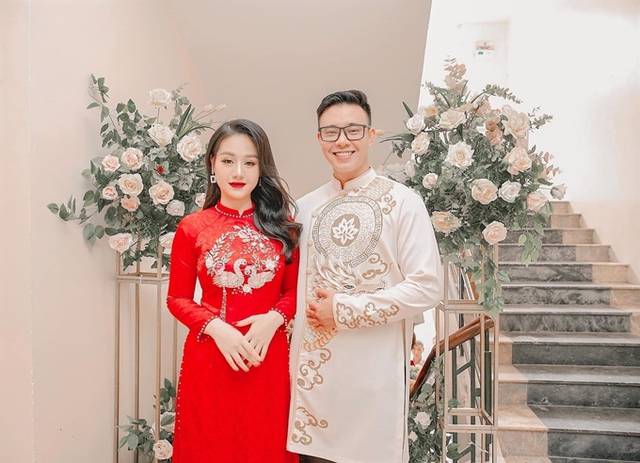 Đ&ocirc;ng H&ugrave;ng lấy được vợ đẹp nhờ Facebook - Ảnh 1.
