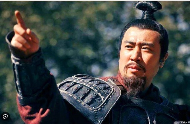 V&igrave; sao Lưu Bị trọng dụng Ho&agrave;ng Trung, d&egrave; chừng M&atilde; Si&ecirc;u d&ugrave; đều l&agrave; h&agrave;ng tướng? - Ảnh 5.