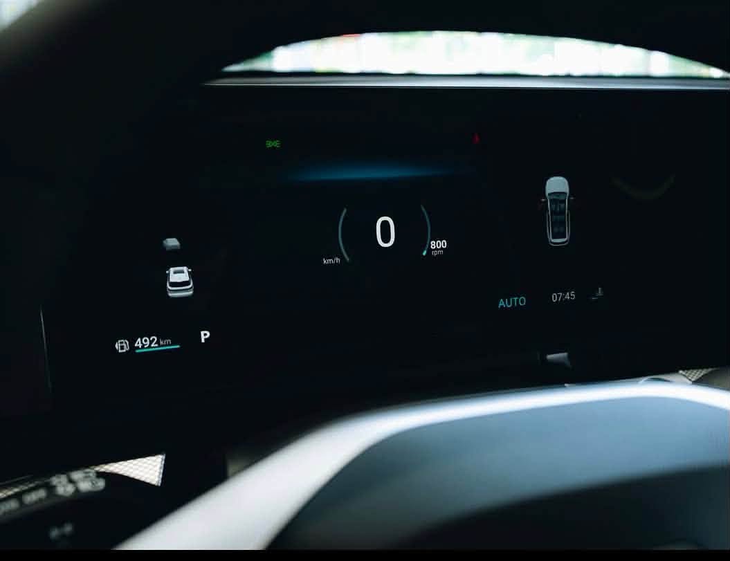 SUV 7 chỗ mới cạnh tranh Hyundai Palisade rục rịch về Việt Nam: PHEV đầy bình chạy gần 1.200km, cắm được thiết bị điện, có ghế massage - Ảnh 7.