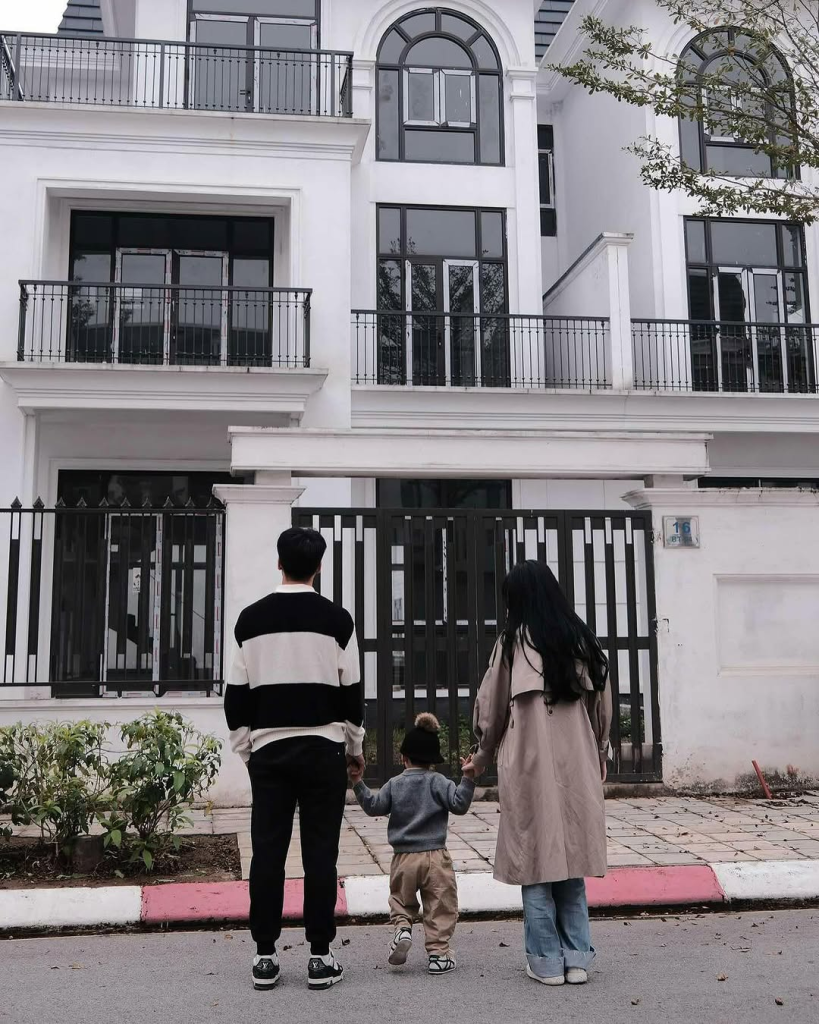 Căn nh&agrave; ở qu&ecirc; của Th&agrave;nh Chung - Ảnh 12.