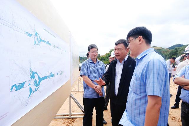 Sau gần 8 tháng khởi công, dự án cao tốc xuyên rừng đẹp nhất Việt Nam do Tập đoàn Sơn Hải đầu tư có tiến độ ra sao? - Ảnh 1. Sau gần 8 tháng khởi công, dự án cao tốc xuyên rừng đẹp nhất Việt Nam do Tập đoàn Sơn Hải đầu tư có tiến độ ra sao? - Ảnh 1.