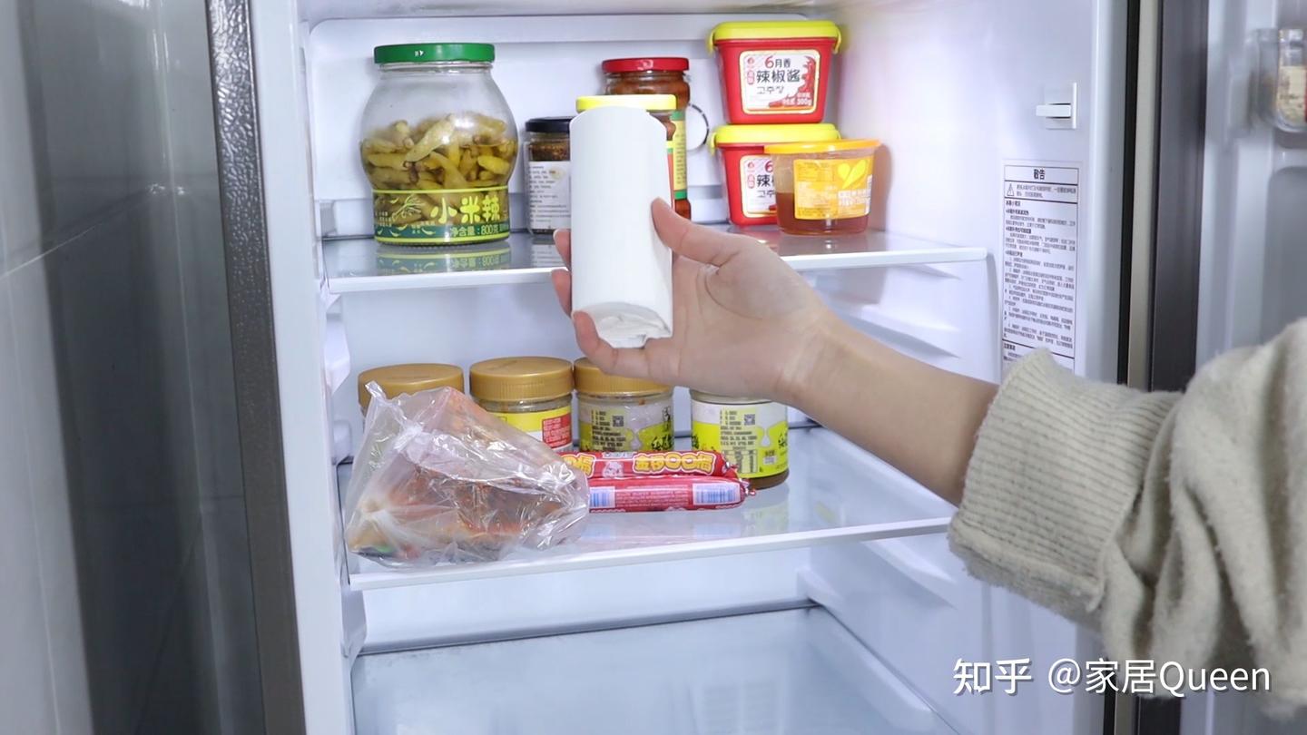 Đặt ngay 1 cuộn giấy vệ sinh v&agrave;o tủ lạnh: Nhiều người bất ngờ, ước m&igrave;nh biết sớm hơn - Ảnh 1.