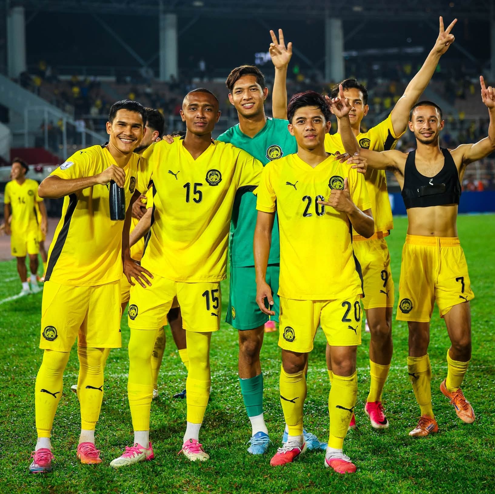 Bán kết AFF Cup: Malaysia bán vé giá 32.000 cho trận gặp Việt Nam - Ảnh 1. Bán kết AFF Cup: Malaysia bán vé giá 32.000 cho trận gặp Việt Nam - Ảnh 1.