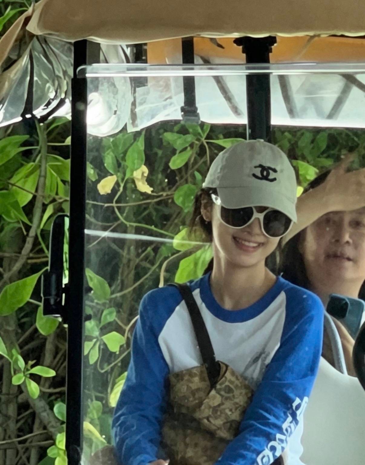 Chẳng d&aacute;m tin đ&acirc;y l&agrave; Angelababy, vợ cũ Huỳnh Hiểu Minh ăn g&igrave; m&agrave; nhan sắc sau 10 năm lại thế n&agrave;y?- Ảnh 2.