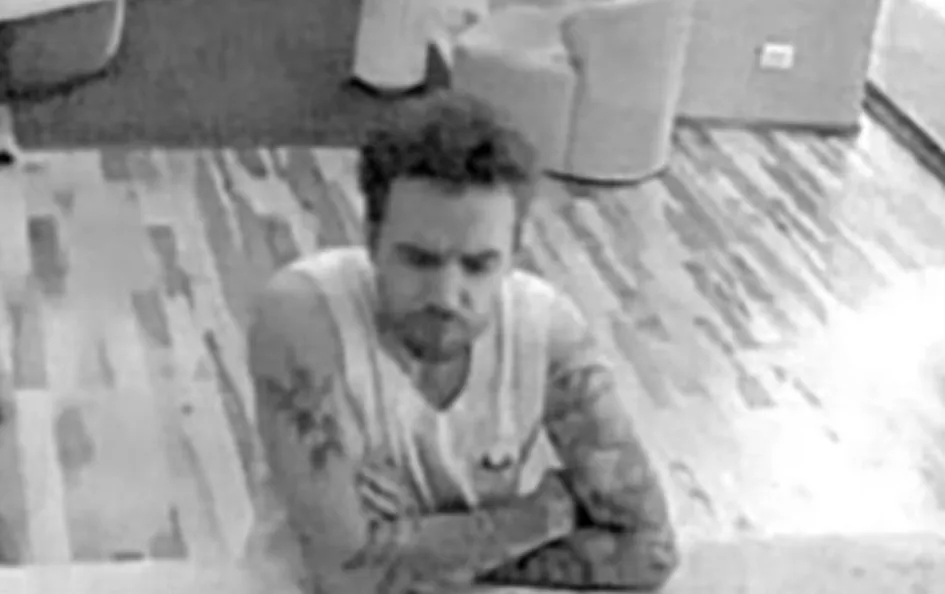 C&ocirc;ng bố 3000 bức ảnh, t&agrave;i liệu trước gi&acirc;y ph&uacute;t Liam Payne ng&atilde; lầu tử vong- Ảnh 3.
