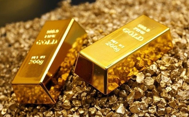 Gi&aacute; v&agrave;ng tăng hơn 7% trong một tuần, nh&agrave; đầu tư "n&iacute;n thở" chờ dữ liệu quan trọng - Ảnh 1.