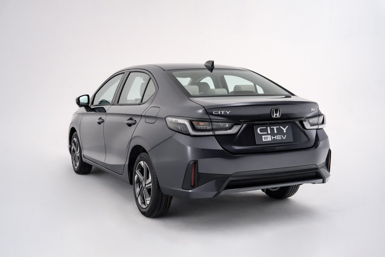 Honda City 2026 lộ diện không che trong nhà máy ở Việt Nam: Thiết kế mới long lanh hơn hẳn, dễ có màn lớn, phanh điện tử, cạnh tranh Vios - Ảnh 7.