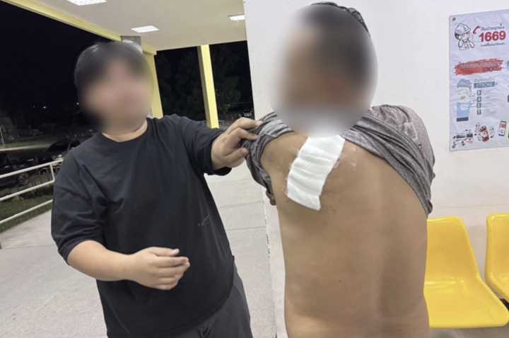 Th&aacute;i Lan: Tấn c&ocirc;ng bằng dao v&agrave; xả s&uacute;ng tại hội chợ khiến 6 người bị thương - Ảnh 1.
