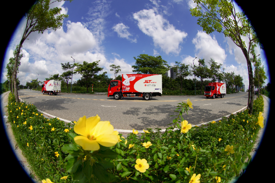 Đưa nghệ thuật dân gian vào sản phẩm thương mại và vai trò thầm lặng của e-logistics - Ảnh 2. Đưa nghệ thuật dân gian vào sản phẩm thương mại và vai trò thầm lặng của e-logistics - Ảnh 2.