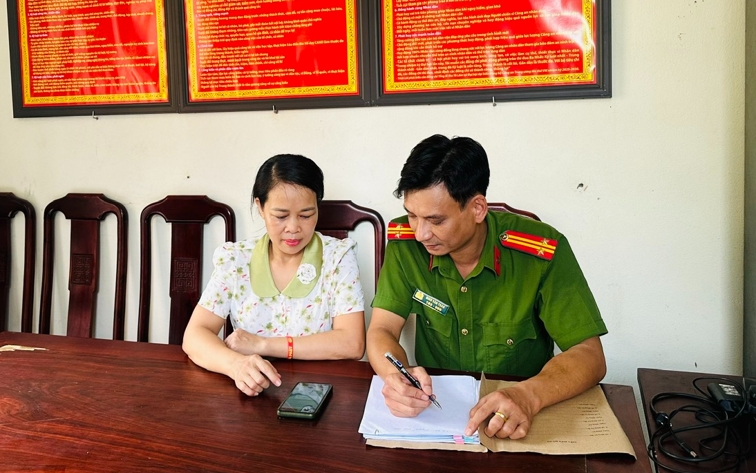 Một phụ nữ được chuyển khoản 20 triệu đồng sau khi cung cấp ảnh CCCD và số tài khoản: Công an vào cuộc điều tra - Ảnh 1.