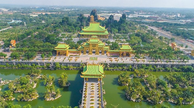 Khu du lịch miễn ph&iacute; v&eacute; v&agrave;o cửa, điểm đến hấp dẫn cho kỳ nghỉ lễ - Ảnh 2.