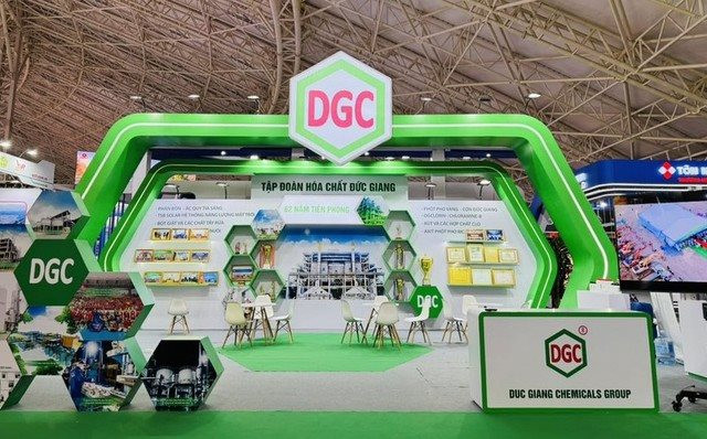 B&aacute;n nh&agrave; m&aacute;y cồn c&ocirc;ng suất 50.000 tấn/năm v&igrave; kh&ocirc;ng cạnh tranh được với cồn gi&aacute; rẻ từ Mỹ, l&atilde;nh đạo H&oacute;a chất Đức Giang khẳng định "kh&ocirc;ng lỗ được" - Ảnh 1.