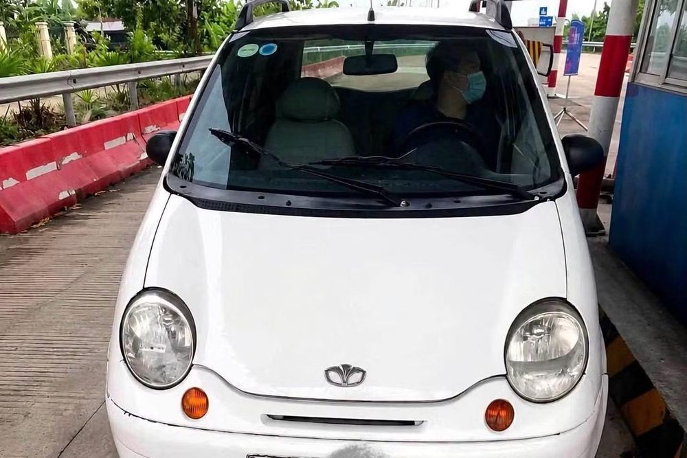 Công an phạt 96 lần chủ xe vi phạm giao thông trên đường Nguyễn Tất Thành - Ảnh 2. Công an phạt 96 lần chủ xe vi phạm giao thông trên đường Nguyễn Tất Thành - Ảnh 2.