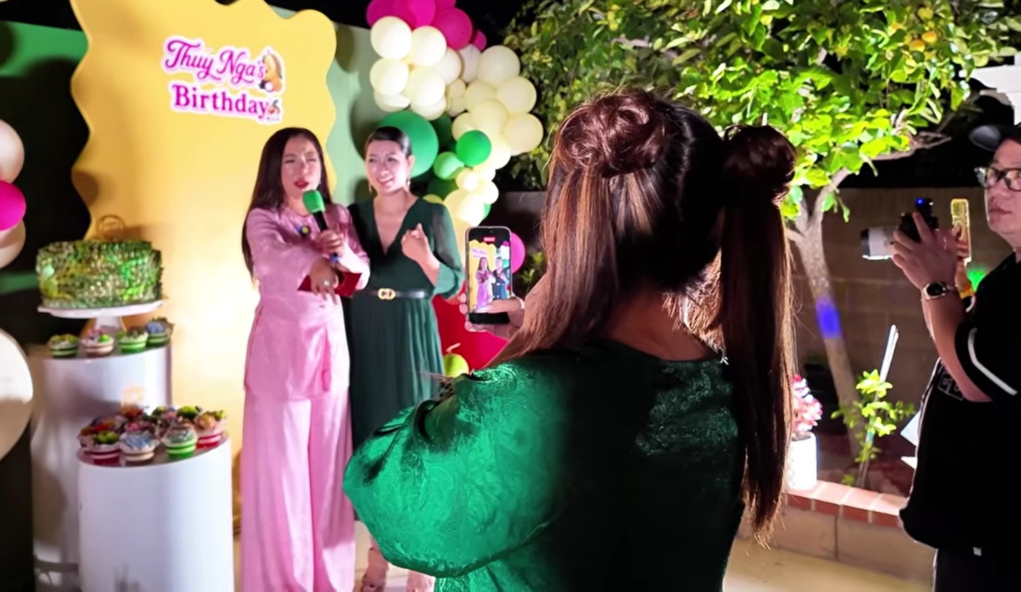 Nữ nghệ sĩ mở tiệc tại biệt thự triệu đô, bố bé Xuân Mai làm phục vụ- Ảnh 1.