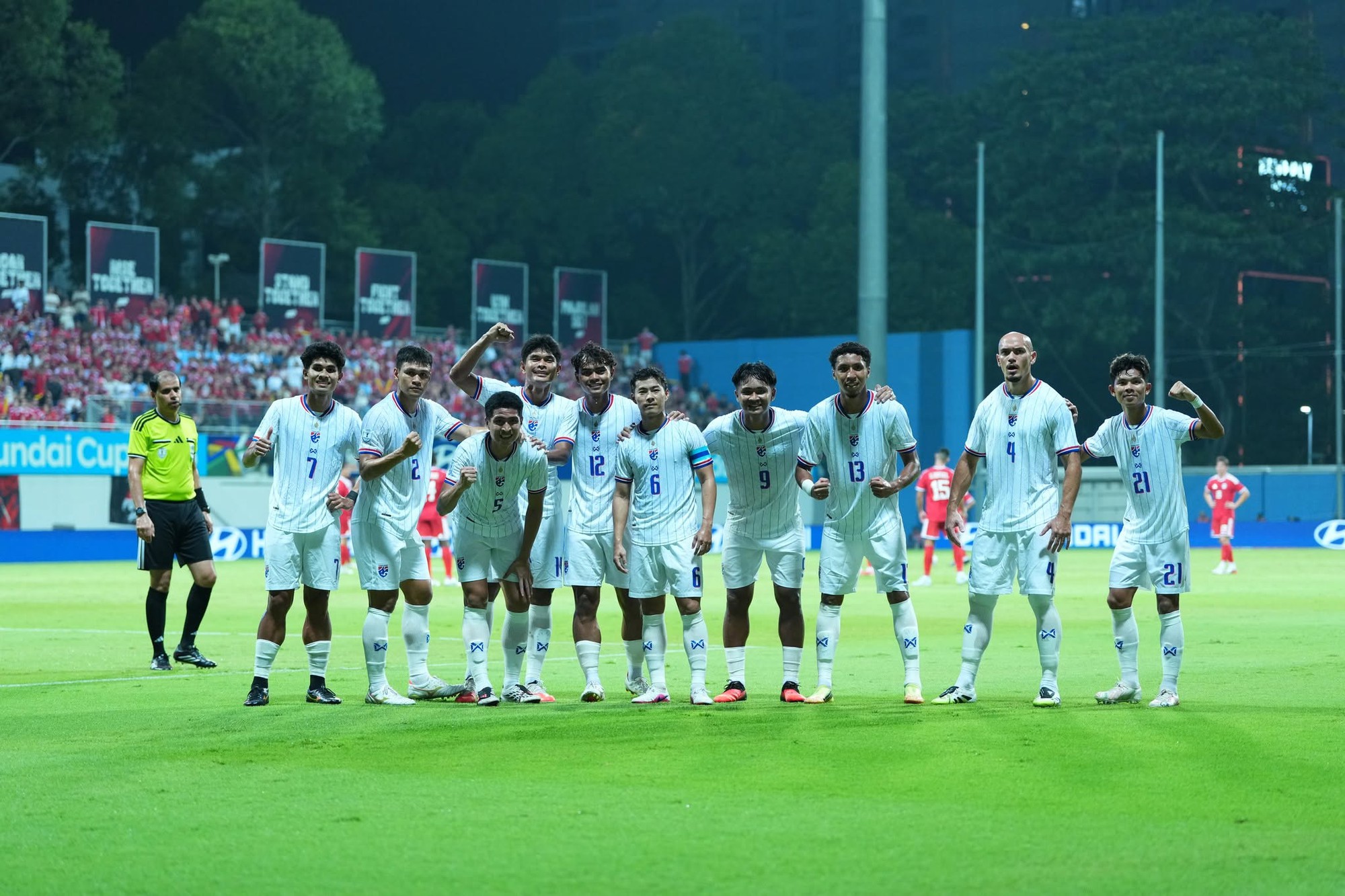 Si&ecirc;u m&aacute;y t&iacute;nh dự đo&aacute;n Th&aacute;i Lan vs Singapore: Voi chiến duy tr&igrave; chuỗi trận "hủy diệt" tại AFF Cup 2026? - Ảnh 2.