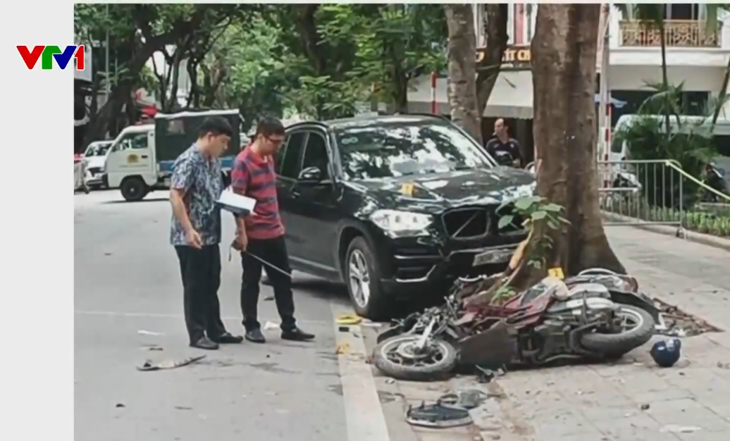 Th&ocirc;ng tin vụ tai nạn giao th&ocirc;ng tại đường Nguyễn Huy Tự, H&agrave; Nội - Ảnh 1.