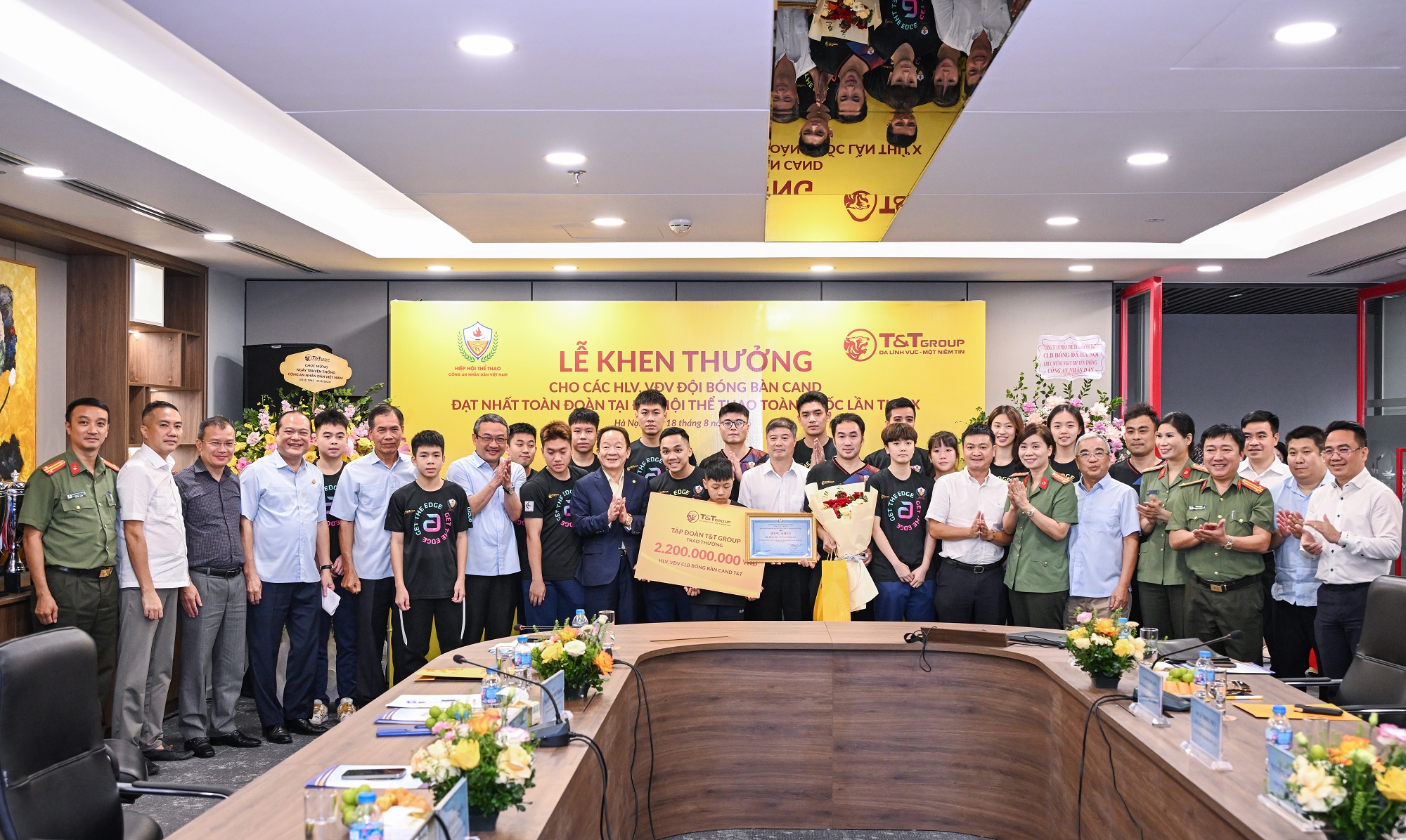 Bóng bàn CAND T&T đứng đầu toàn đoàn tại Đại hội Thể thao toàn quốc 2026 - Ảnh 3. Bóng bàn CAND T&T đứng đầu toàn đoàn tại Đại hội Thể thao toàn quốc 2026 - Ảnh 3.