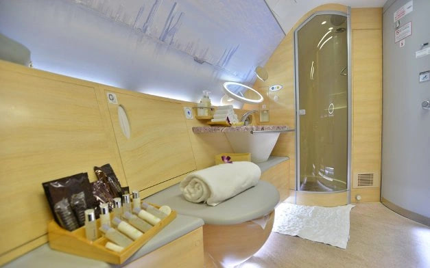 V&igrave; sao nhiều s&acirc;n bay ngại đ&oacute;n Airbus A380 d&ugrave; đ&acirc;y l&agrave; m&aacute;y bay lớn nhất thế giới? - Ảnh 18.