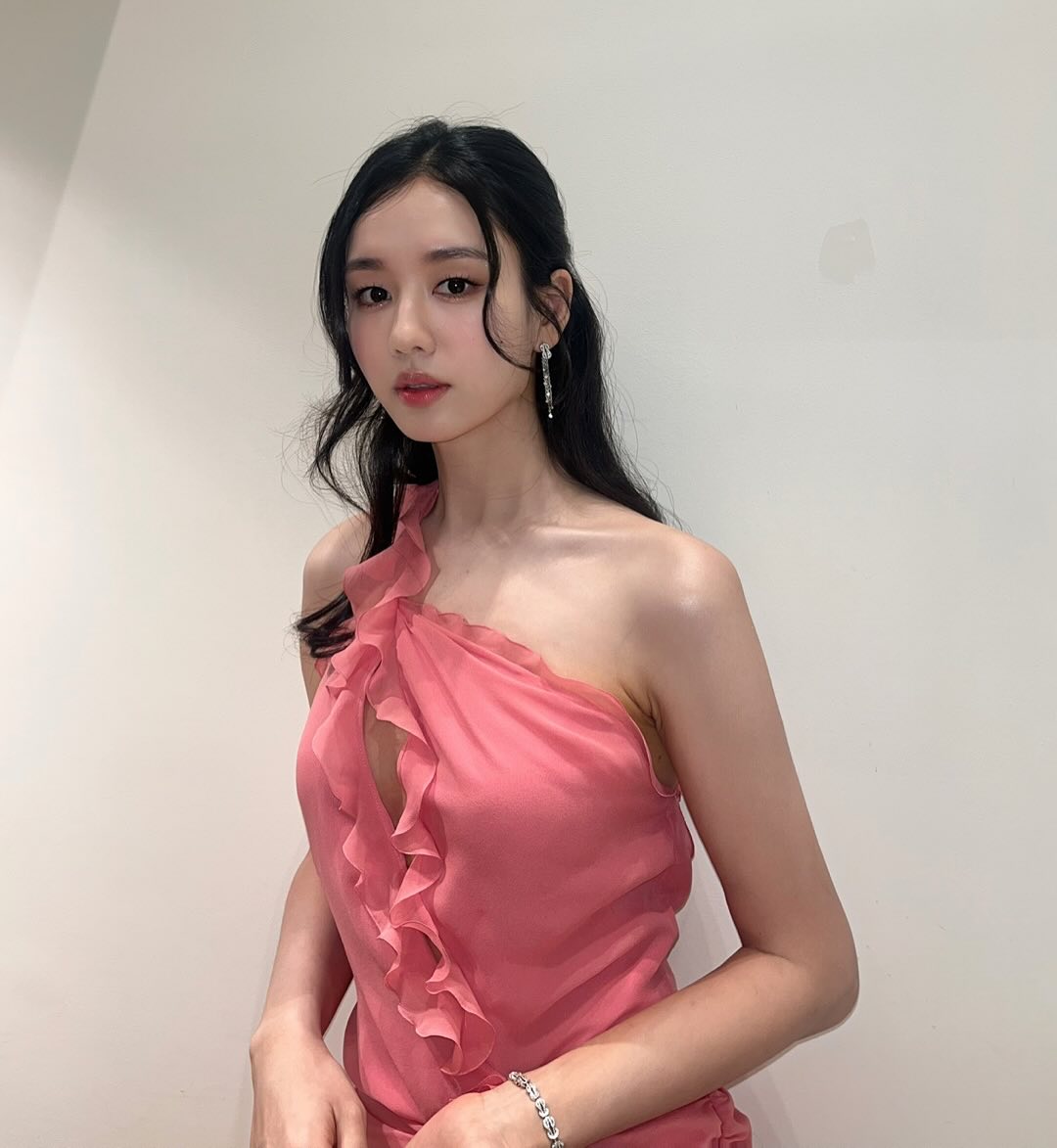 Tinh hoa hội tụ, cả dàn sao đình đám không hẹn mà gặp học chung 1 lớp!- Ảnh 4.