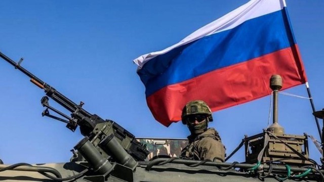 Cờ Nga kéo lên tại 10 điểm nóng, ông Putin lộ nước cờ bất ngờ: