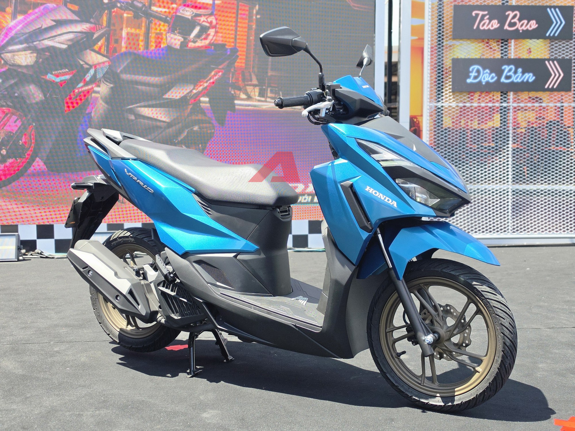 Honda Vario 2027 chốt giá từ 42,7 triệu đồng: Thêm bản ghi-đông trần như mô tô, nhập khẩu Indonesia đúng ý dân chơi Việt, sẵn xe giao trong vài ngày nữa - Ảnh 2.