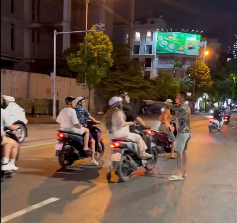 Danh t&iacute;nh kẻ xăm trổ h&agrave;nh hung đ&ocirc;i nam nữ ở H&agrave; Nội được x&aacute;c định - Ảnh 1.
