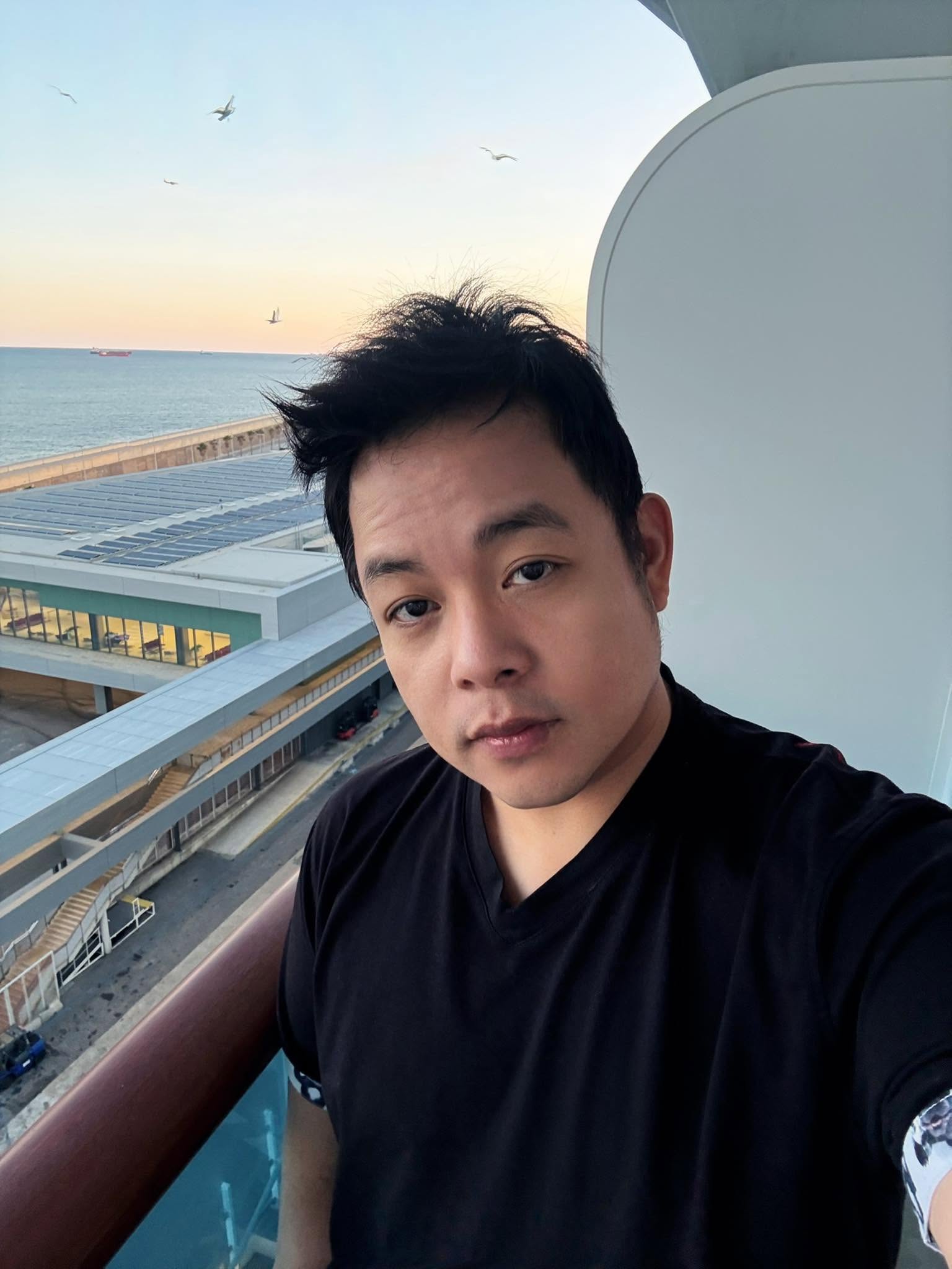 Quang L&ecirc;: "Qua đ&aacute;m tang của mẹ, t&ocirc;i mới đo được l&ograve;ng dạ của một số người tưởng l&agrave; th&acirc;n lắm" - Ảnh 2.