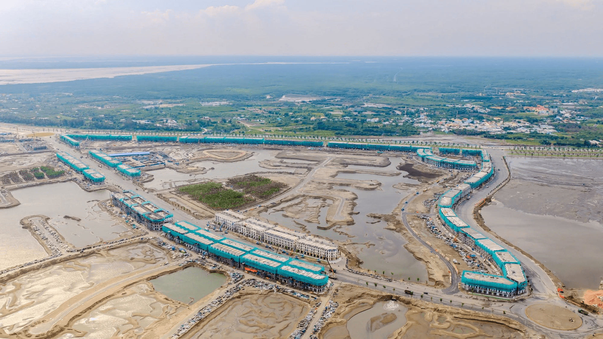 Việt Nam sắp có biển hồ nhân tạo lớn nhất hành tinh, nằm trong siêu dự án lấn biển 10 tỷ USD của Vingroup - Ảnh 2.