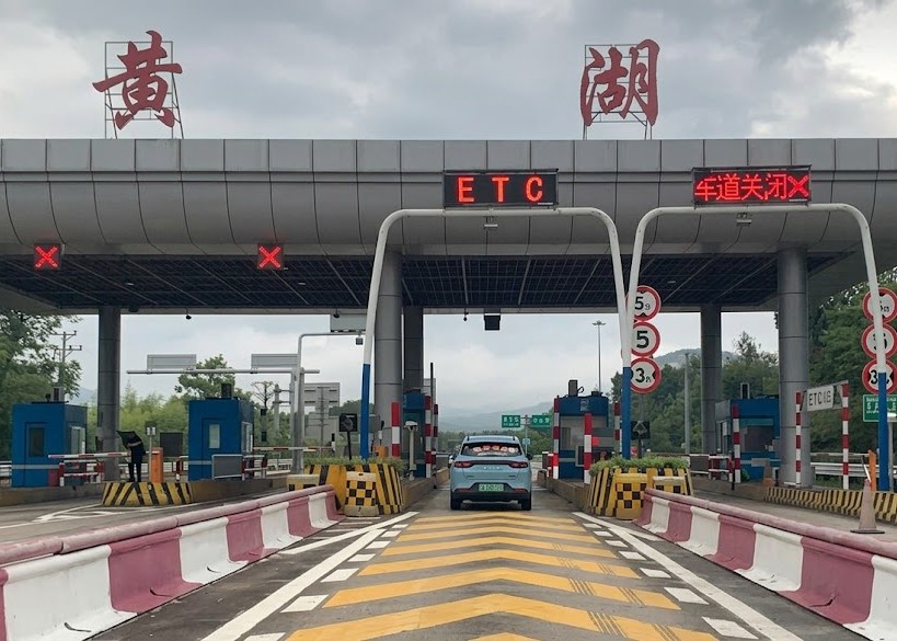 Nh&acirc;n vi&ecirc;n văn ph&ograve;ng SN 1998 ở c&aacute;ch c&ocirc;ng ty 80km: Đằng n&agrave;o cũng xa n&ecirc;n vừa đi l&agrave;m vừa ship rau- Ảnh 3.