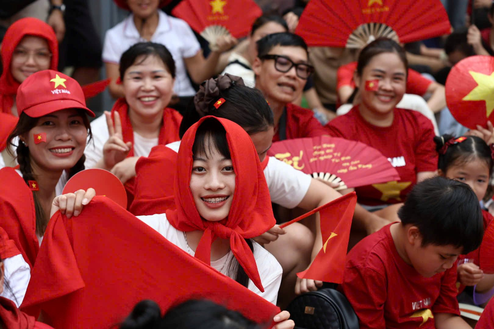 Từ nay đến hết năm 2026, to&agrave;n bộ người d&acirc;n Việt Nam được miễn ph&iacute; 1 dịch vụ do tập đo&agrave;n Sun Group thực hiện - Ảnh 1.