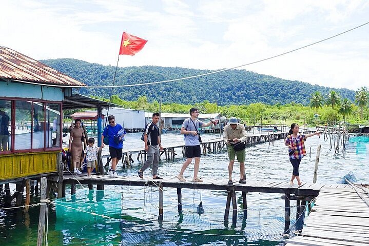 Vượt Phuket và Hawaii, một bãi biển Việt Nam bất ngờ lọt top 12 đẹp nhất thế giới - Ảnh 6.