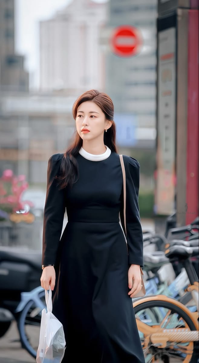 Phụ nữ c&oacute; cuộc sống ổn định thường &acirc;m thầm l&agrave;m 6 việc n&agrave;y từ rất sớm- Ảnh 1.