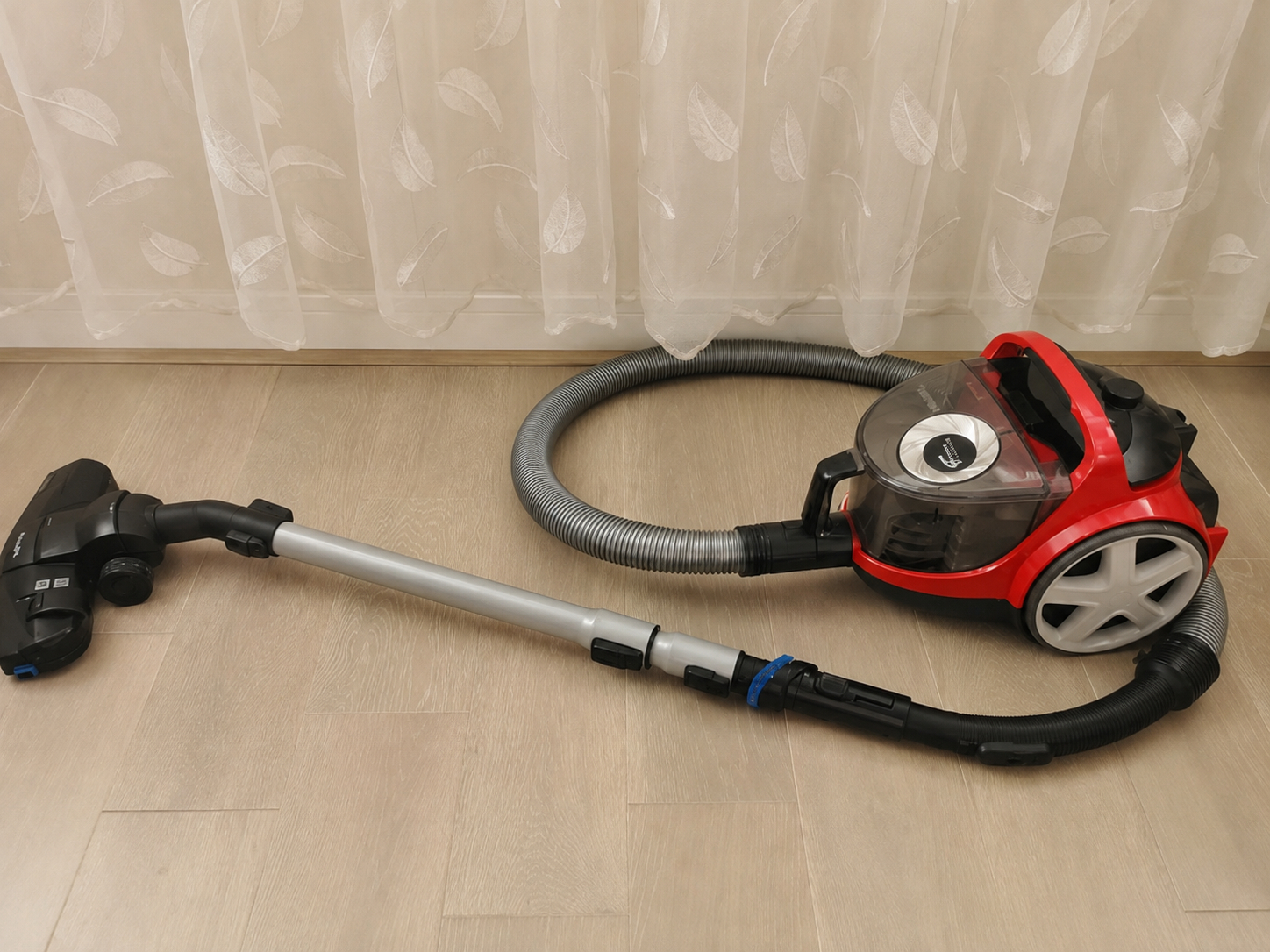 V&igrave; sao m&aacute;y h&uacute;t bụi truyền thống kh&ocirc;ng c&ograve;n phổ biến? - Ảnh 1.