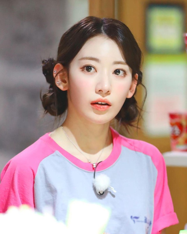 Mỹ nhân hát dở bị ghét nhất showbiz: 13 tuổi đã nổi tiếng cả nước, tâm cơ phá hoại đồng nghiệp- Ảnh 3.