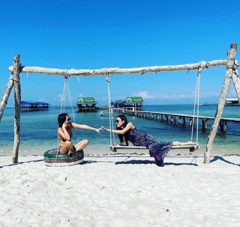 Vượt Phuket và Hawaii, một bãi biển Việt Nam bất ngờ lọt top 12 đẹp nhất thế giới - Ảnh 3.