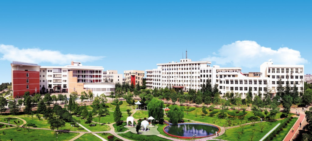 Diễn biến mới vụ anh em m&acirc;u thuẫn tố mạo danh để v&agrave;o Đại học - Ảnh 1.