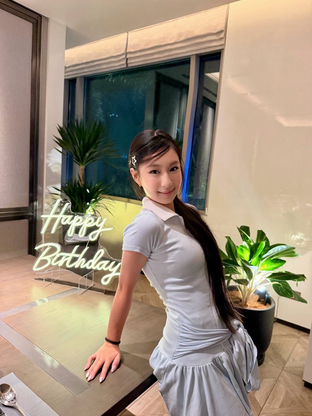 Ái nữ một đại gia mới 13 tuổi đã có số làm mỹ nhân Vbiz: Lần này đến lần khác được so sánh với "Hoa hậu tương lai"- Ảnh 8.