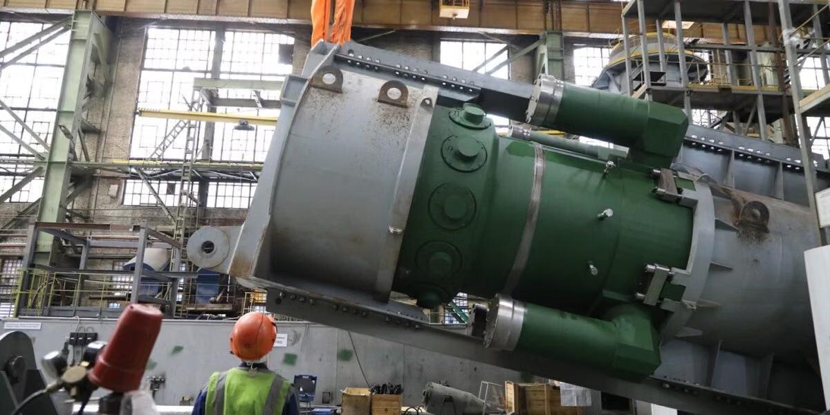 Nga lại khiến ng&agrave;nh năng lượng to&agrave;n cầu rung chuyển với 15 "kiệt t&aacute;c c&ocirc;ng nghệ" nhỏ gọn nhưng mạnh mẽ