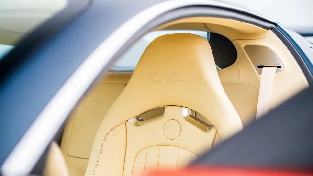 Chủ Bugatti Veyron cũ kh&ocirc;ng cần lo lắng: Xe 20 năm tuổi nhưng h&atilde;ng sẵn s&agrave;ng 't&acirc;n trang' lại như xuất xưởng, miễn l&agrave; c&oacute; đủ tiền - Ảnh 10.