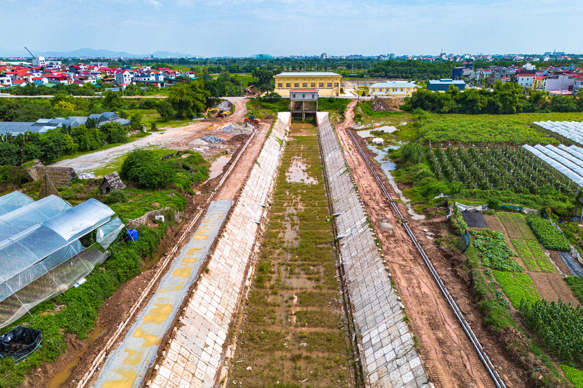 To&agrave;n cảnh khu đất ven s&ocirc;ng Hồng, nơi c&oacute; thể x&acirc;y th&aacute;p đ&ocirc;i nhiều tầng nhất thế giới, diện t&iacute;ch s&agrave;n gấp hơn 2 lần Burj Khalifa - Ảnh 13.