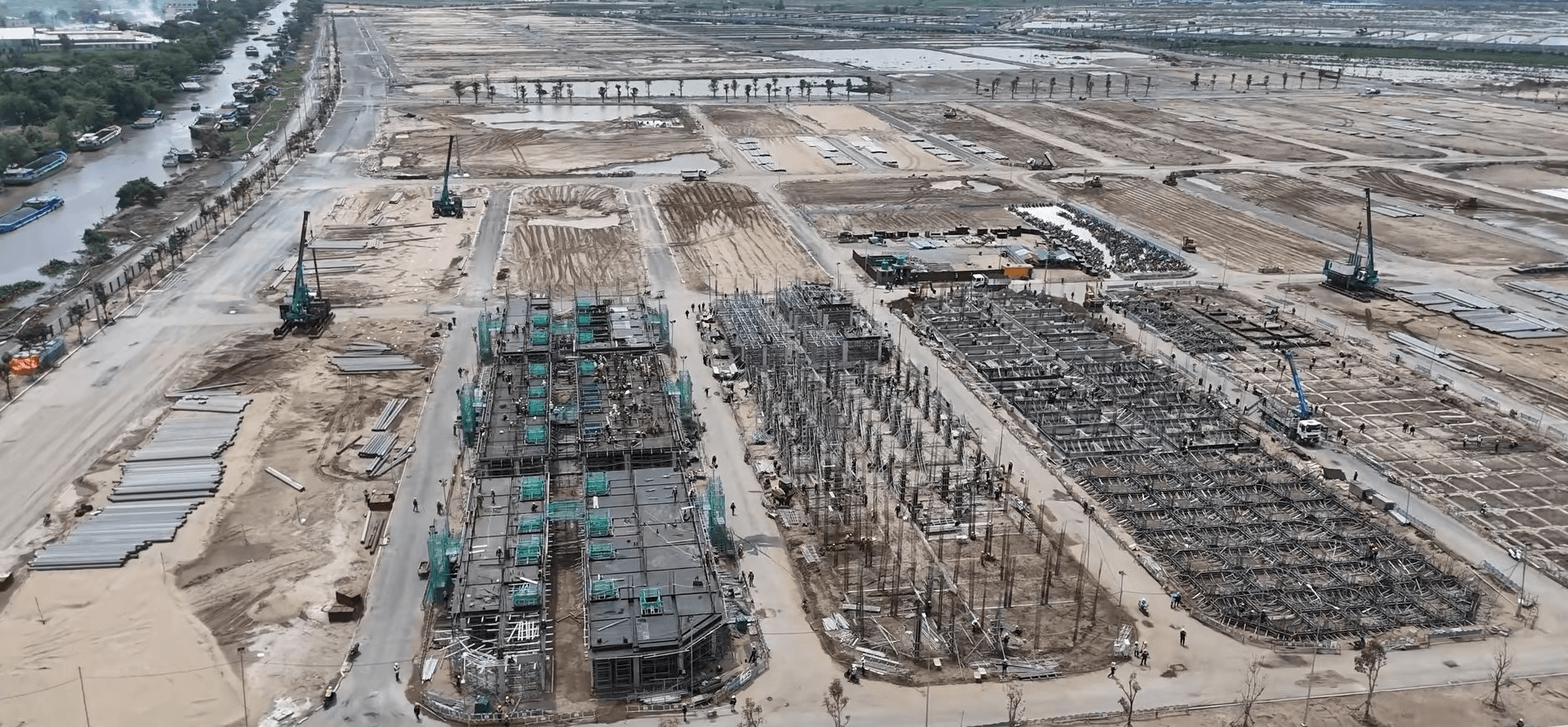 Tỷ ph&uacute; Phạm Nhật Vượng đang x&acirc;y &ldquo;th&agrave;nh phố c&ocirc;ng vi&ecirc;n tri thức&rdquo; cho 60.000 sinh vi&ecirc;n, nằm trong đại đ&ocirc; thị 1.080 ha c&oacute; s&acirc;n golf 200 ha v&agrave; 100 c&ocirc;ng vi&ecirc;n - Ảnh 5.