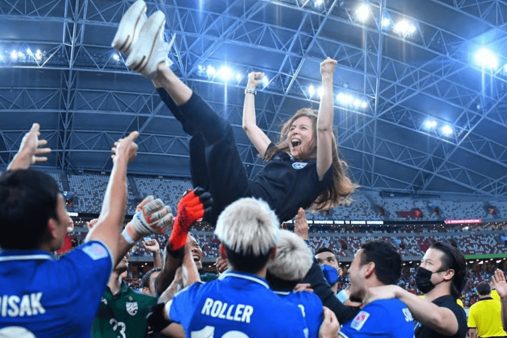 Maddam Pang t&ecirc;n thật l&agrave; g&igrave; v&agrave; từng chịu chi thế n&agrave;o cho đội b&oacute;ng vừa thua Việt Nam 2-0? - Ảnh 1.