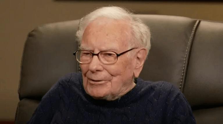 Huyền thoại Warren Buffett tiết lộ c&aacute;ch đầu tư đến &ldquo;kẻ ngốc cũng kiếm được tiền&rdquo;, &aacute;p dụng th&agrave;nh c&ocirc;ng c&oacute; thể ung dung nghỉ hưu - Ảnh 1.