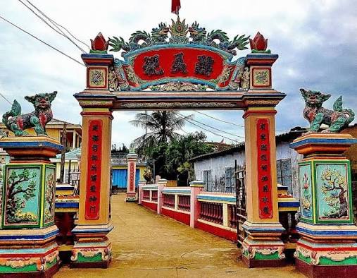 Kh&aacute;m ph&aacute; hồ nước ngọt tr&ecirc;n miệng n&uacute;i lửa L&yacute; Sơn, điểm đến tuyệt vời dịp 2/9 - Ảnh 8.