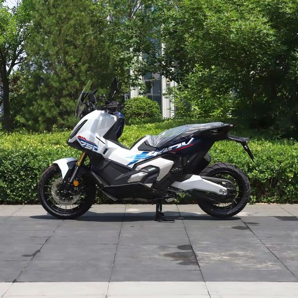 Giải mã sức hút Honda X-ADV 750 siêu tay ga lai hai xi-lanh trang bị hộp số DCT dành cho phượt thủ thực thụ - Ảnh 1.