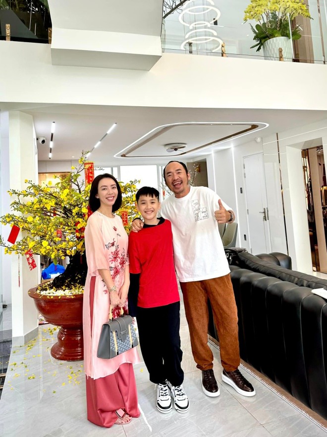 Kh&aacute;m ph&aacute; nh&agrave; của Thu Trang v&agrave; Tiến Luật: Tổ ấm hiện đại cho đại gia đ&igrave;nh - Ảnh 12.